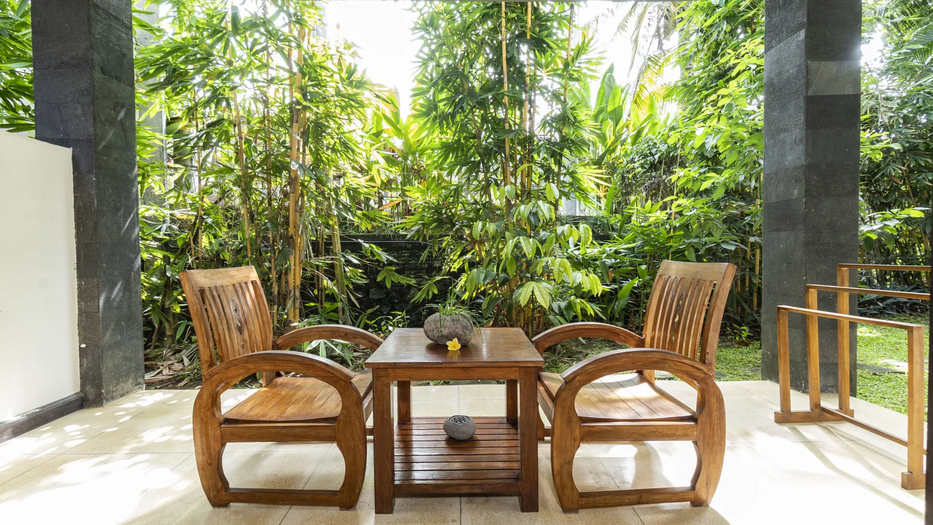 Gita Maha Hotel Front Building